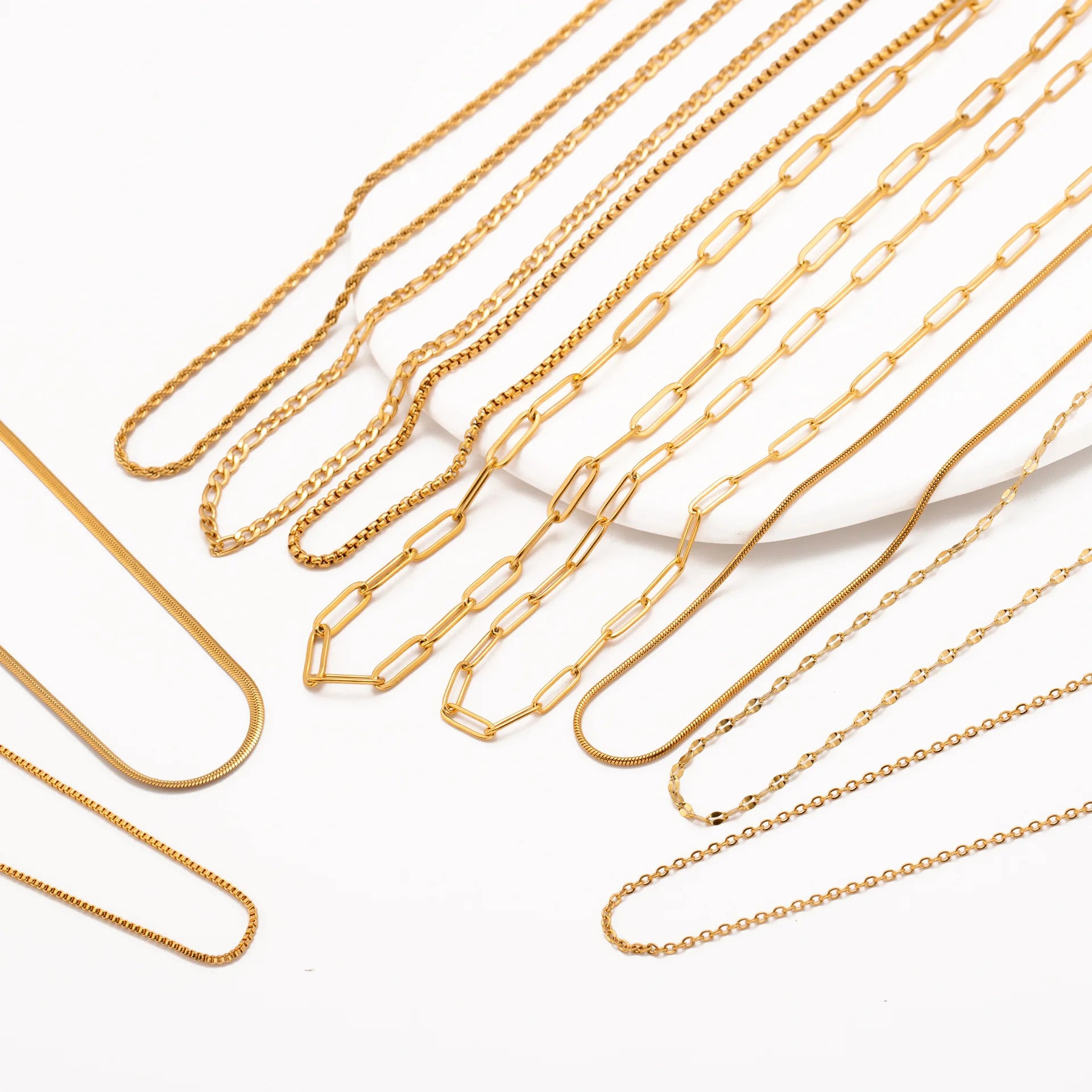 Dainty Stainless Steel 18K Gold Box Curb Paperclip Figaro Chain Necklace Thin Twist Gold Chain Layering Everyday Necklace