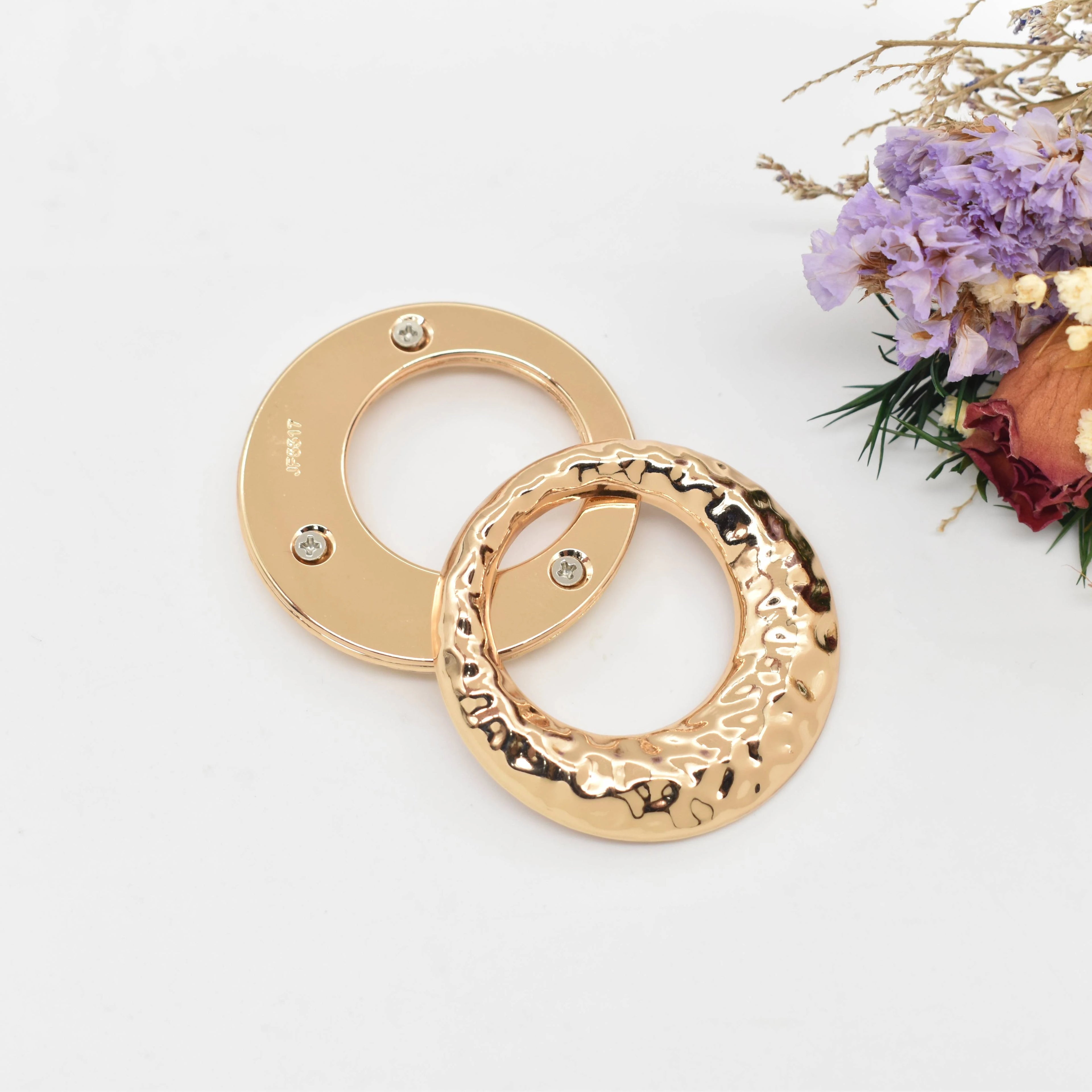 New Fashion Metal Garment Accessories Swimwear Glitter Ring Linked Luxury Style Buckle Bikini Connector for Women Dress/Suit