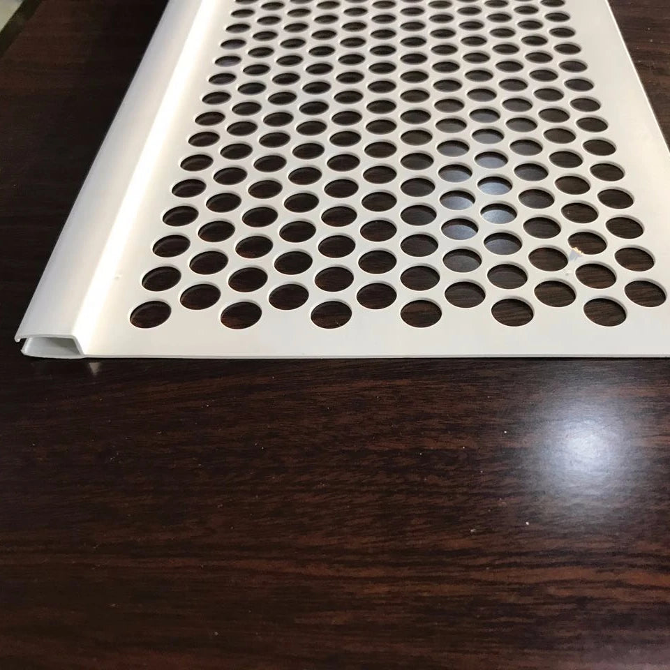 Hot Sell Filtering Fine Against Leaves Debris and Vermin Gutter Guard Heavy Duty Pvc Screen Mesh