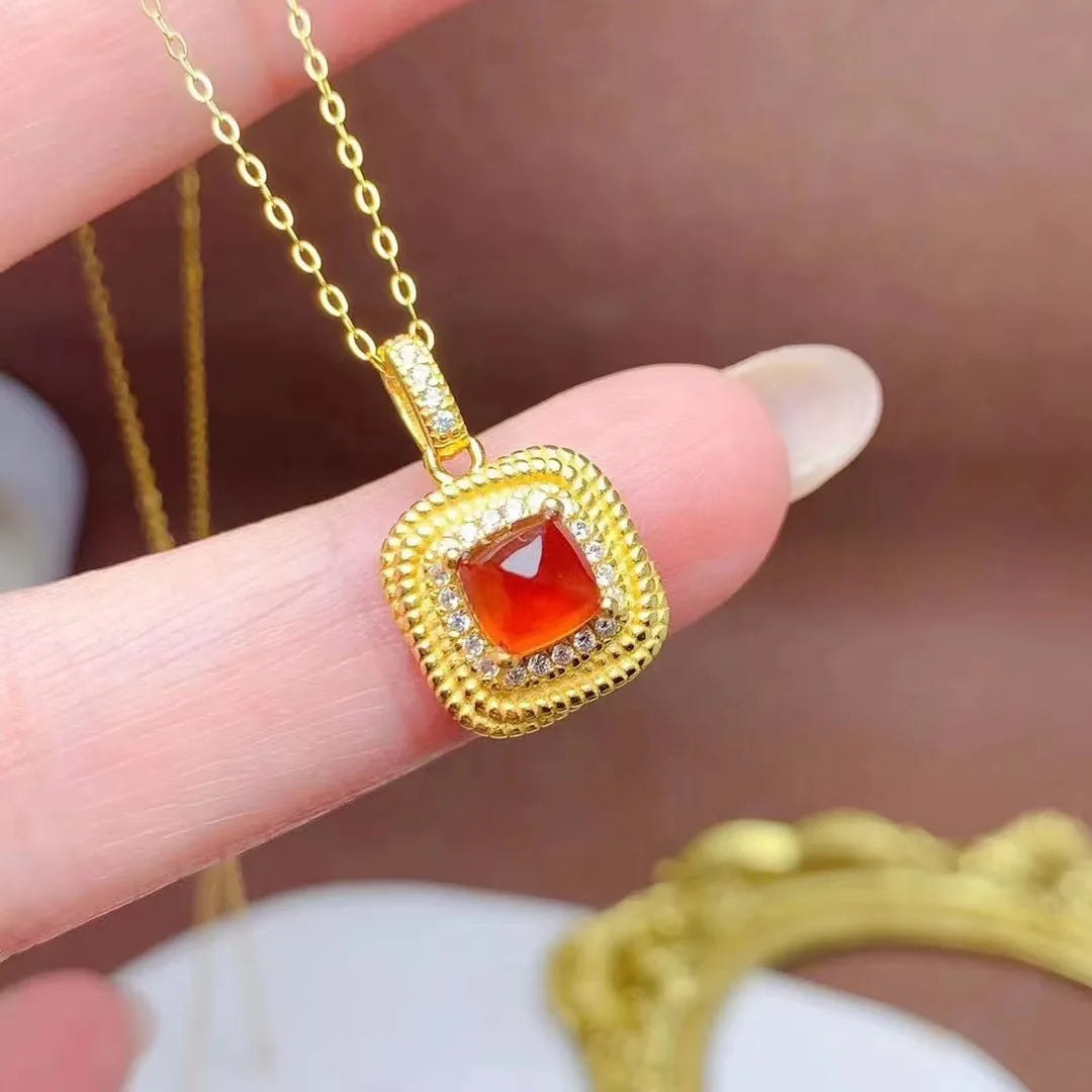 Custom Good Price 925 Sterling Silver Gold Plating Natural Garnet Women Pendant Charm for Necklace