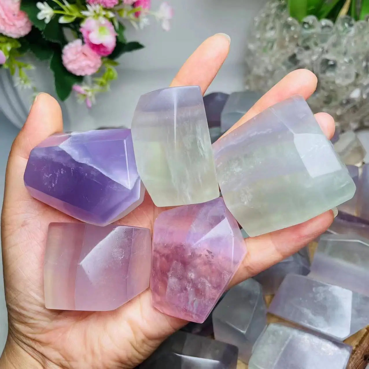 Wholesale Natural Crystals Healing Gemstone Lavender Fluorite Free Form Crystal Raw Stone