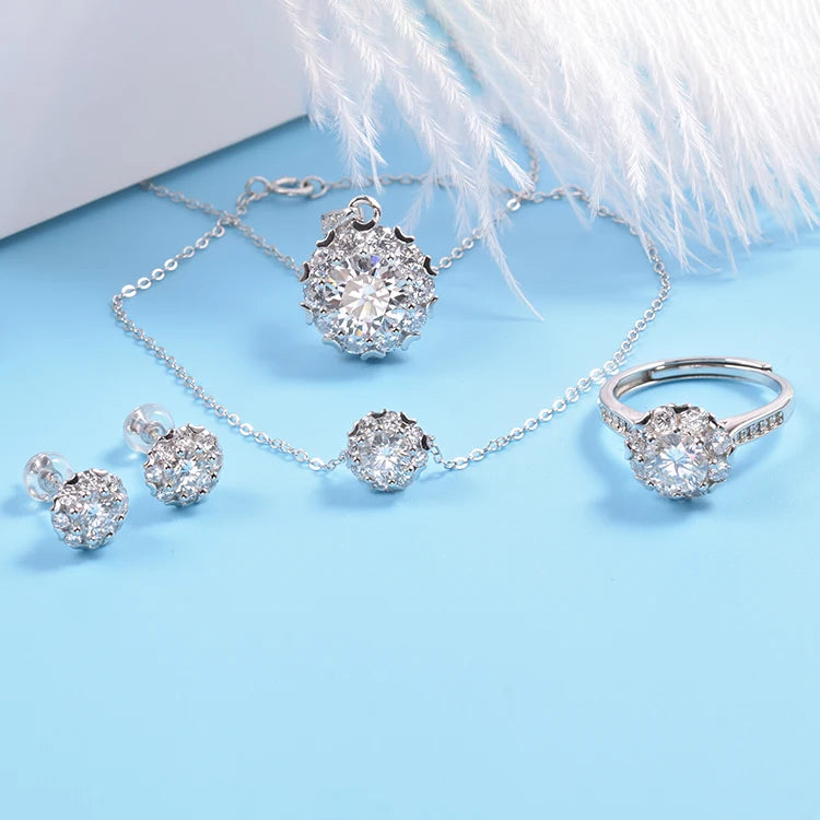 Roomy Fashion Jewelry Round Brilliant Cut D VVS Moissanite 925 Silver Jewelry Set for Women