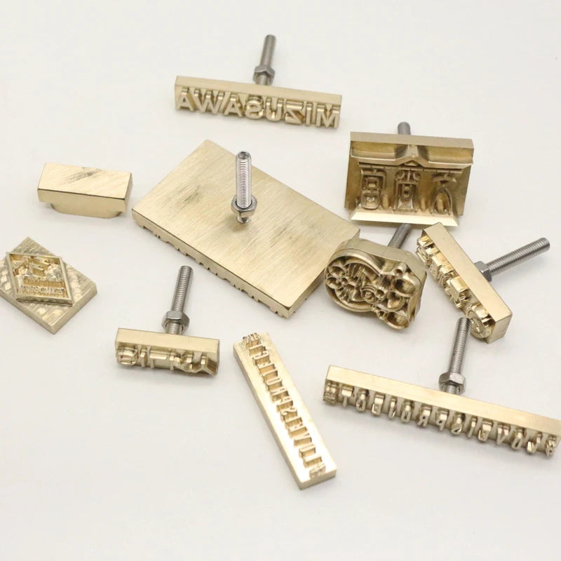 Modern Latest Die Cut Embossing Mold 262 Personalized Brass Leather Alphabet Stamps Metal Number Letter Stamping Handle for