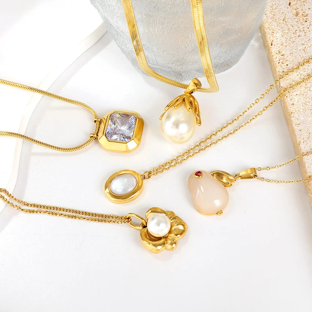 Wholesale Fashion 18K Gold Plated Stainless Steel Waterproof Jewelry Geometric Pendant Necklace Set Pearl Necklaces for Women