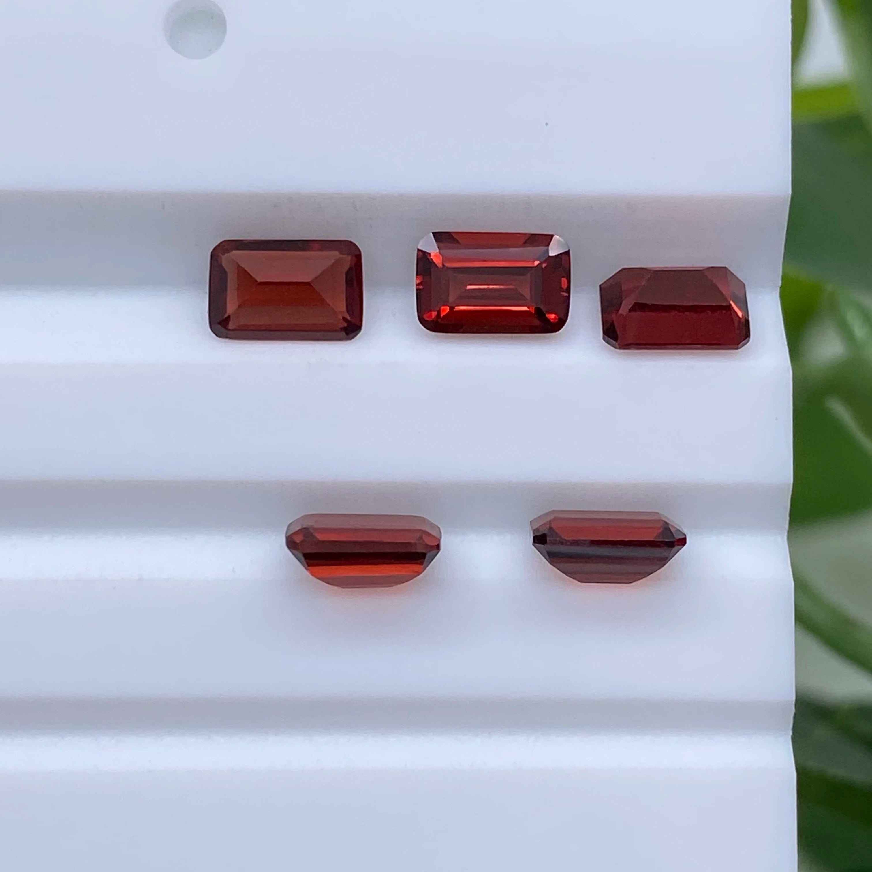 Octagon 5x3mm~9x7mm Good Quality Natural Faceted  Gemstones Mozambique Garnet Loose Stone Pendants Setting Natural Garnet