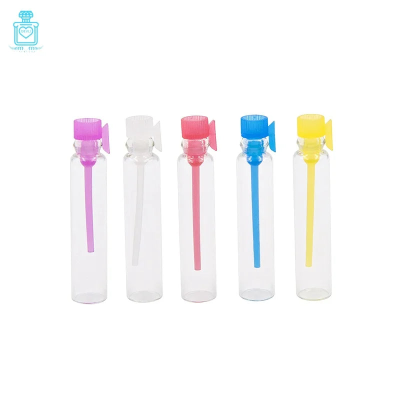 Portable Transparent Glass Perfume Spray Bottle Flat Pump Sprayer Perfume Oil Dispensing Screen Printed Stick Thick Bottom