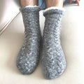 High Quality Winter Warm Fleece Knit Sherpa Socks for Men Crew High Casual Business Style With Non Slip Grips Colorful Logo