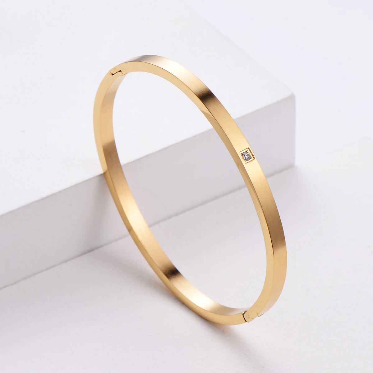 Custom Engraved Stainless Steel Blank Luxury Zircon Diamond Women Ladies Thin 18k Gold Plated Bracelets and Bangles