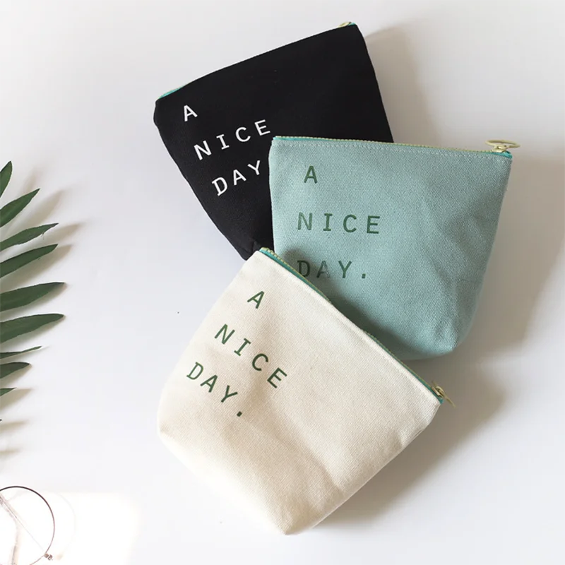 Eco-Friendly Canvas Wallet Simple Fresh Design Durable Small Portable Coin Purse with Zipper Fashionable Reusable Bag