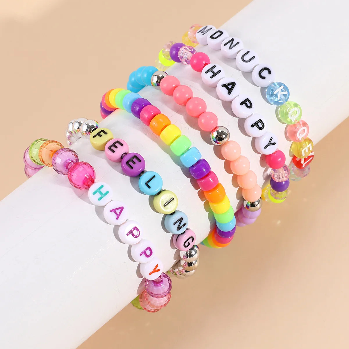 Europe America Popular Children's Bracelets Multi-color Acrylic Bracelets Alphabet Beaded Bracelet for Girls