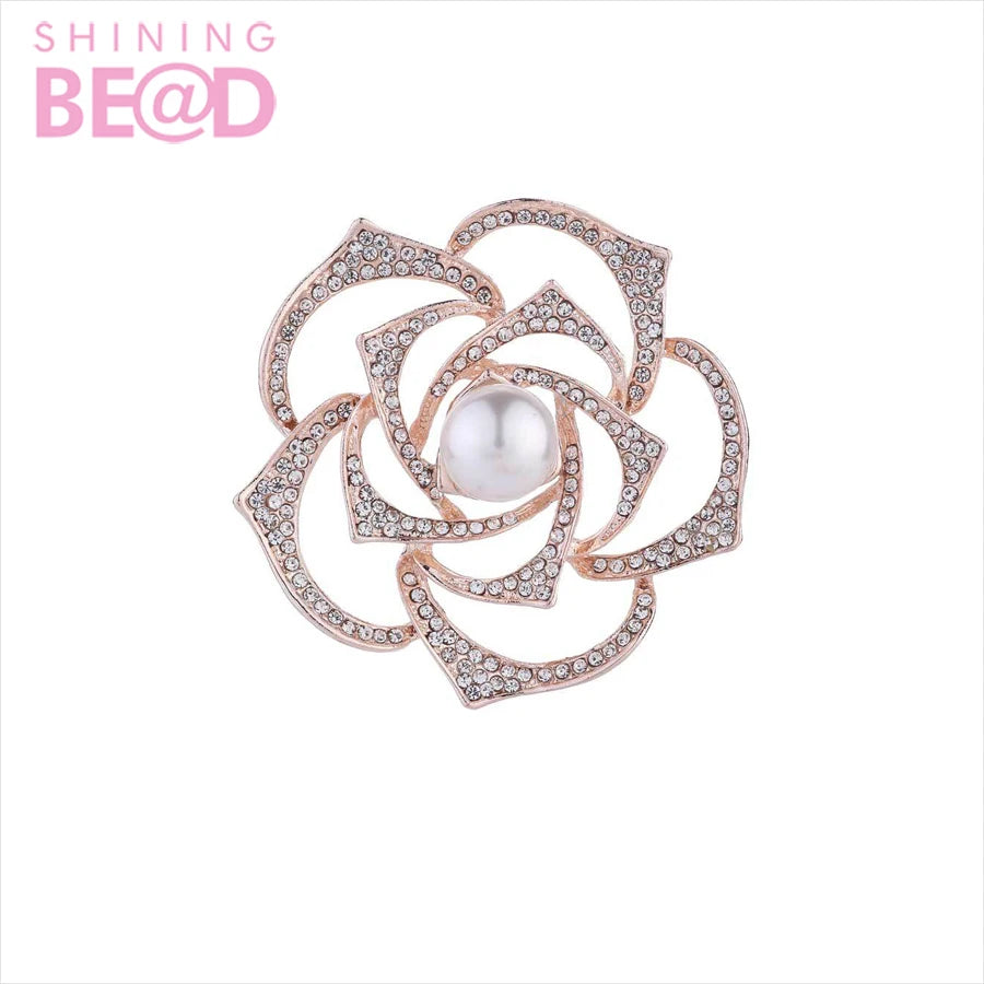 Vintage Crystal Flower  Brooch Pin for Women Gold Plating  Rhinestone Brooch Lapel Scarf Broches