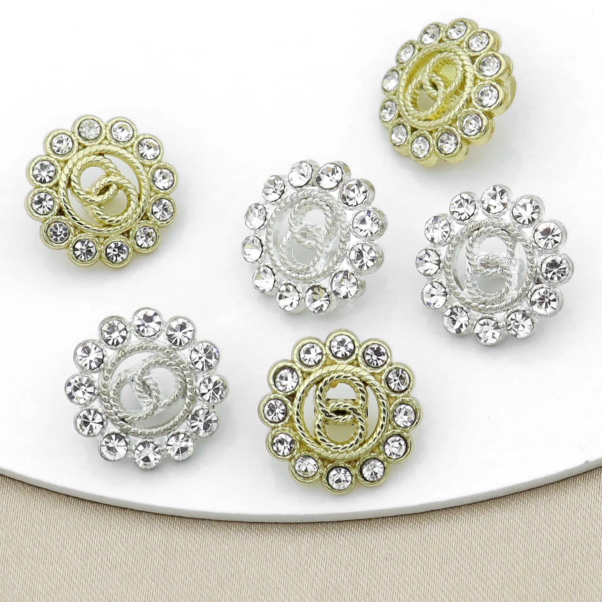 JF060 New Arrival  Flower Custom Decorative Elegant Chic Silver Crystal Rhinestone Pearl for Garment Accessories