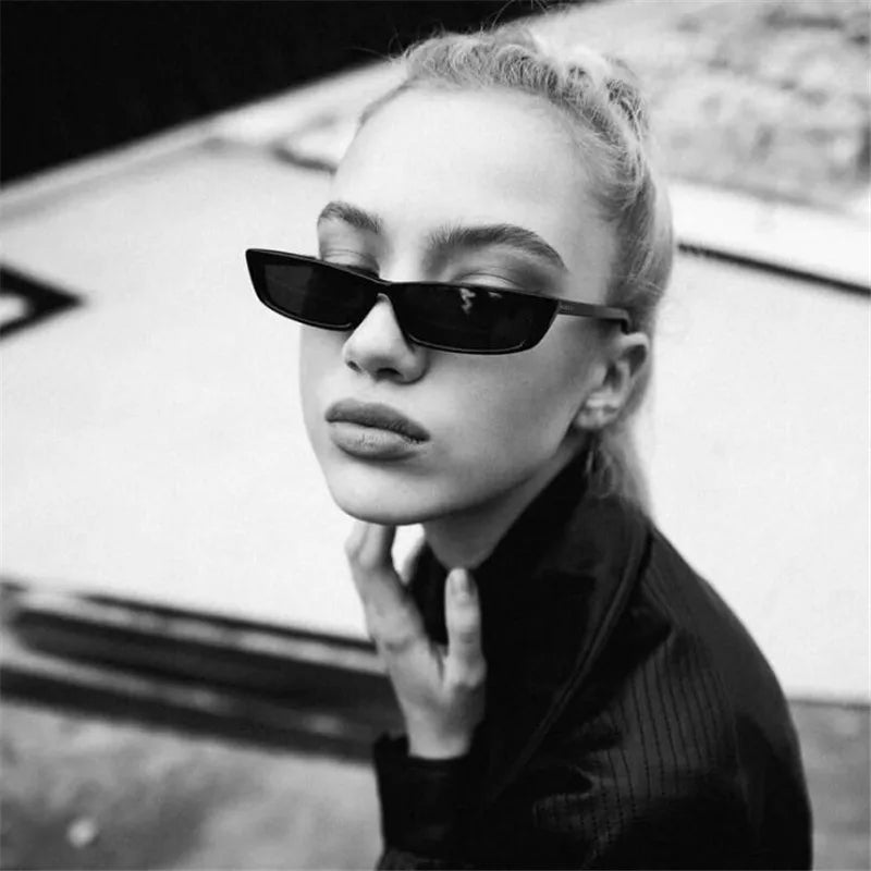 2024 Designer Fashion Cat Eye Sunglasses with Gold PC Frame Newest Fashionable Sunglasses
