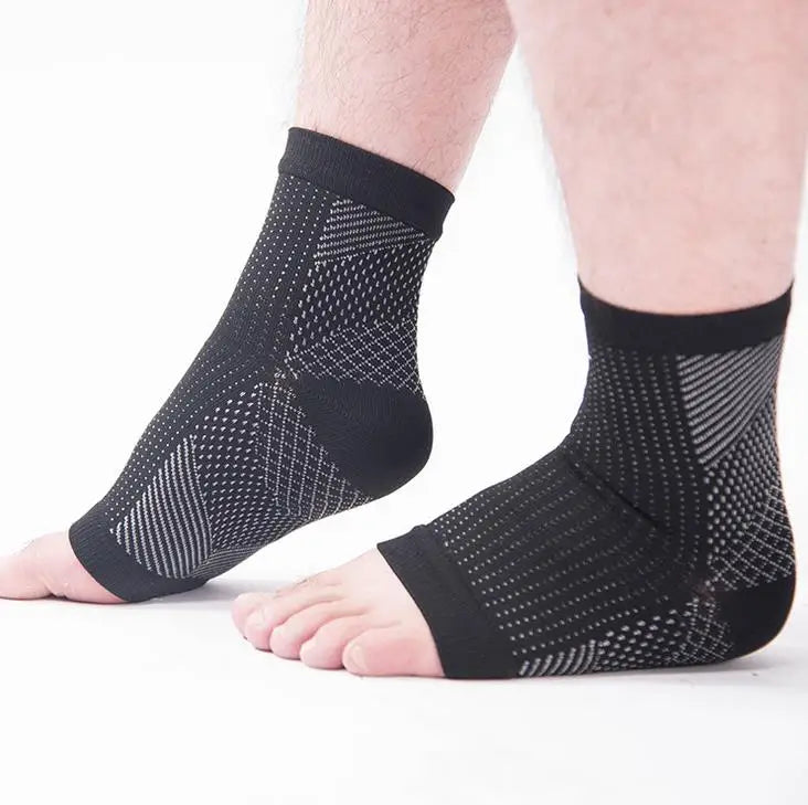 Top Seller Large Black Arch Ankle Support Compression Foot Sleeves Plantar Fasciitis Socks for Men and Women
