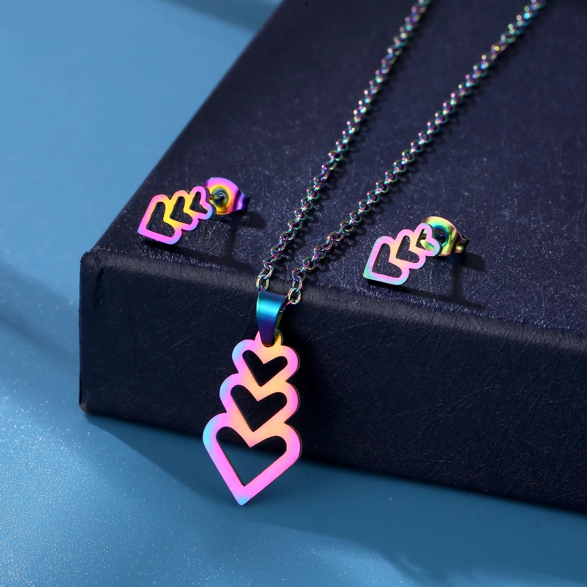 Cheap New Colorful Heart Necklace Earring Set Stainless Steel Heart-shaped Collarbone Chain Set Chain Jewelry Wholesale