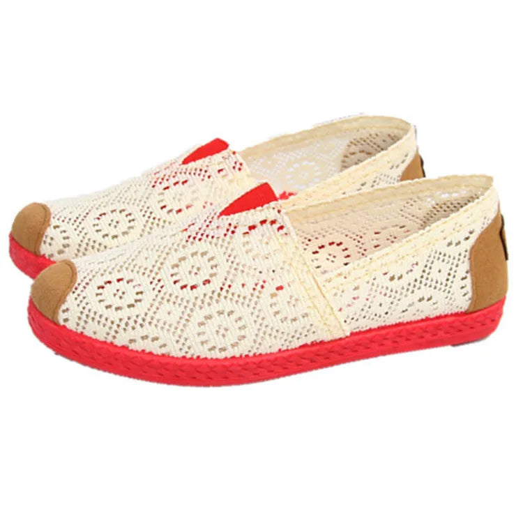 Women's New High-quality Mesh Breathable Canvas Shoes Hollow Flower Pattern Ladies' Casual Shoes Round Head Cute Sweet Shoes