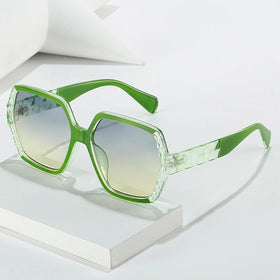 9512 Woman Luxury Sexy Fashion Elegant Summer 2024 Tinting Solar Shield Oversized Big Frame Square Sunglasses for Women
