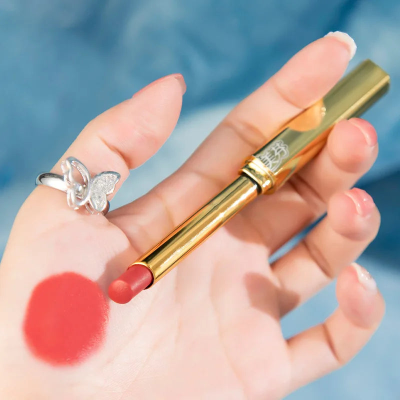 6 Color Private Label Lip Sticks Golden Tube Velvet Lip Stick Logo Customize Vegan Moisture Lipstick Matte