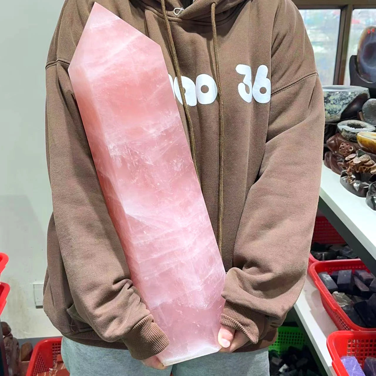 Wholesale Natural Crystal Carved Big Size Rose Quartz Wand Points Towers Energy Crystal Column  Support Customization