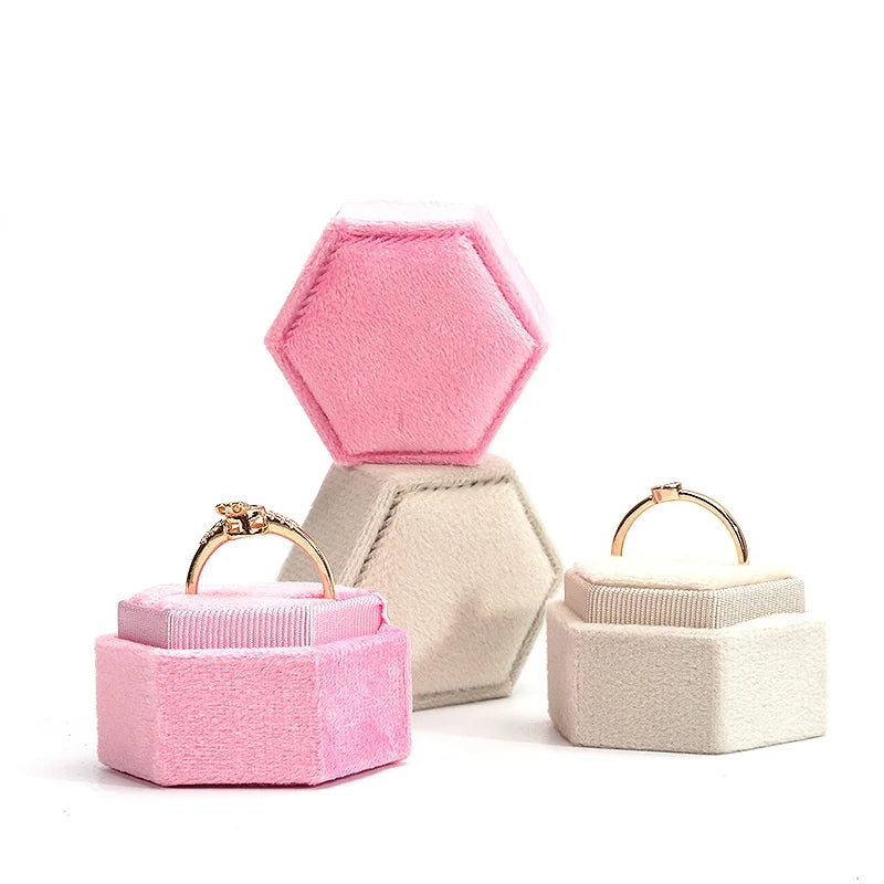 Hot Sale Luxurious & Modern Double Wedding Ring Box Velvet Jewelry Box for Girls with Cover in Various Colors