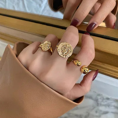 European and American Trend Gold-plated Alloy Vintage Metal Embossed Ring Retro Fashionable Open C-Shaped Rings for Women Girls