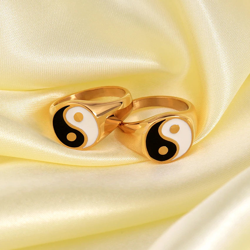 Stainless Steel Enamel Engagement Jewelry Rings Lucky White Black Yin Yang Ring Gold Chunky Round Signet Ring