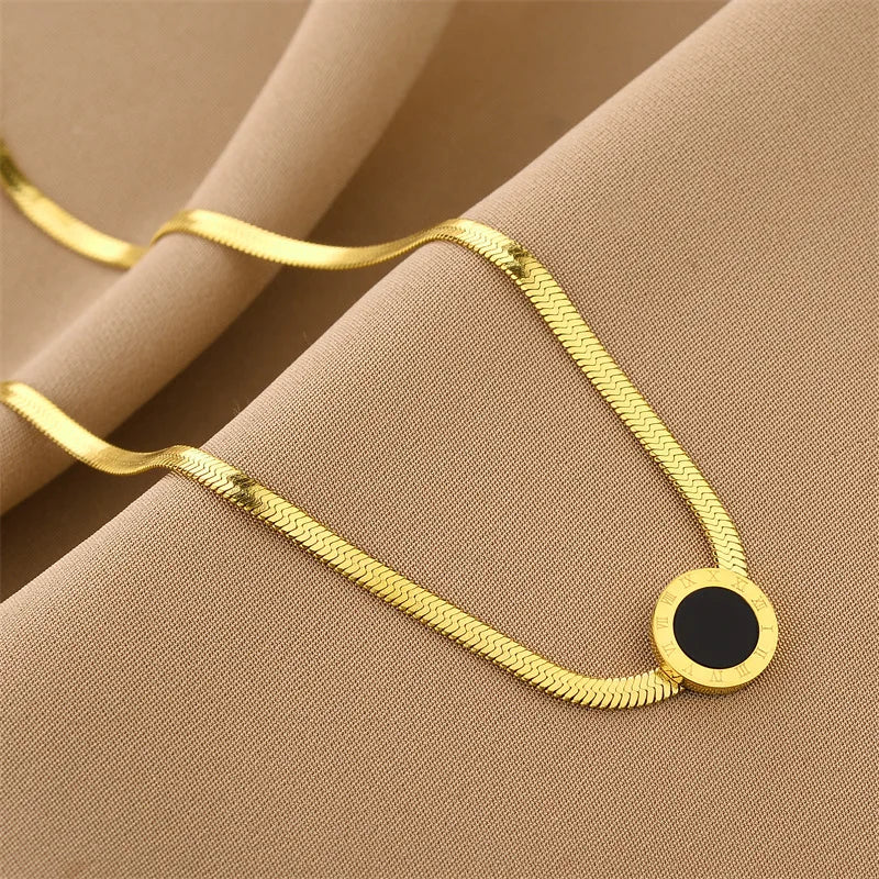 Trendy Non Tarnish Stainless Steel Necklace PVD 18K Gold Plated Waterproof Love Heart Pendant Necklace Jewelry for Women