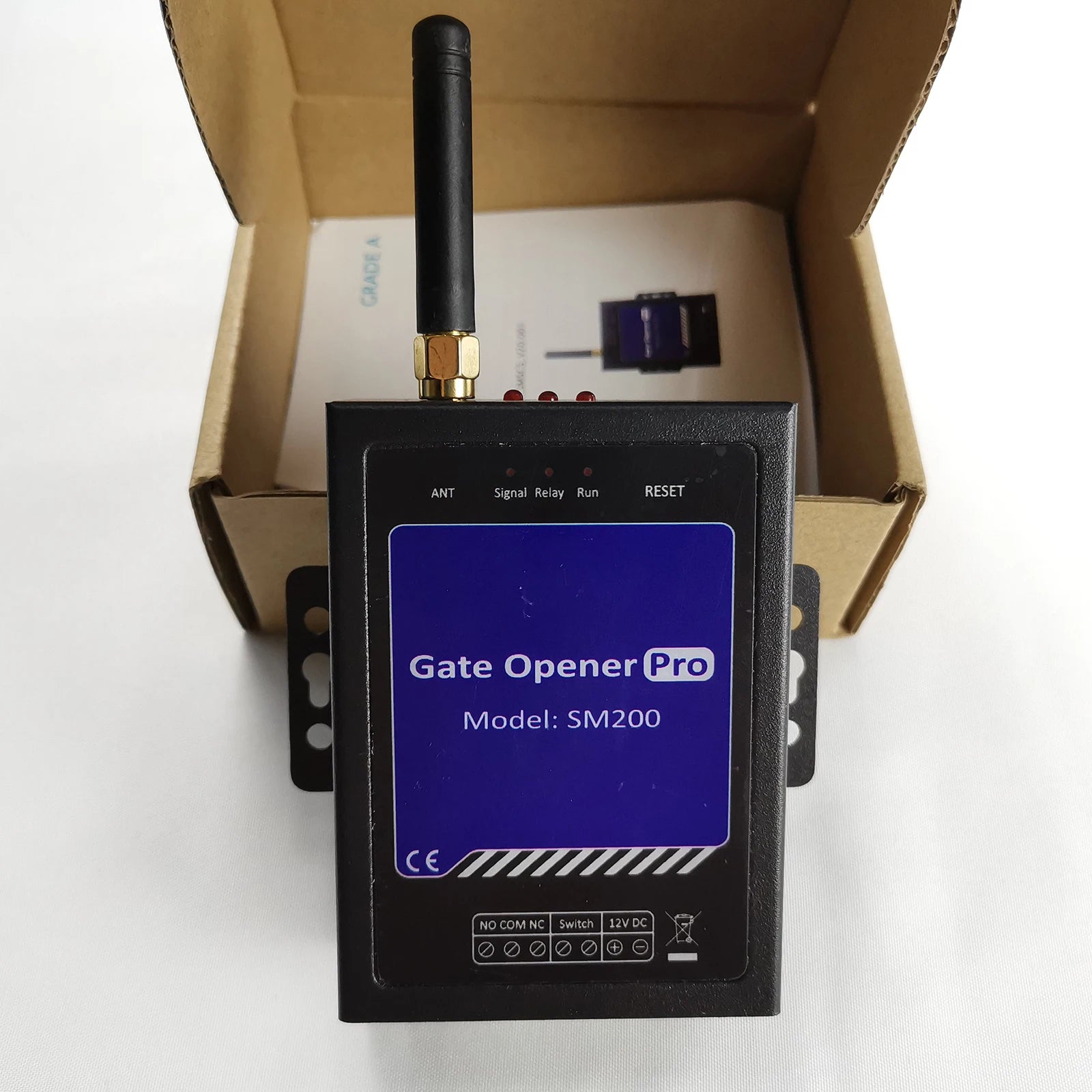 Smart GSM 4G Gate Opener SM200 2G/4G Gsm Gate Opener 2G 4G Optional by Mobile Phone Insert Sim Card