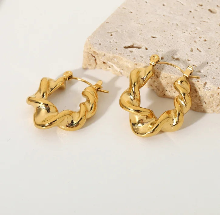 Dainty Stylish Jewelry IP Plating Titanium Stainless Steel Gold Chunky Croissant Braided Hoop Earrings for Women