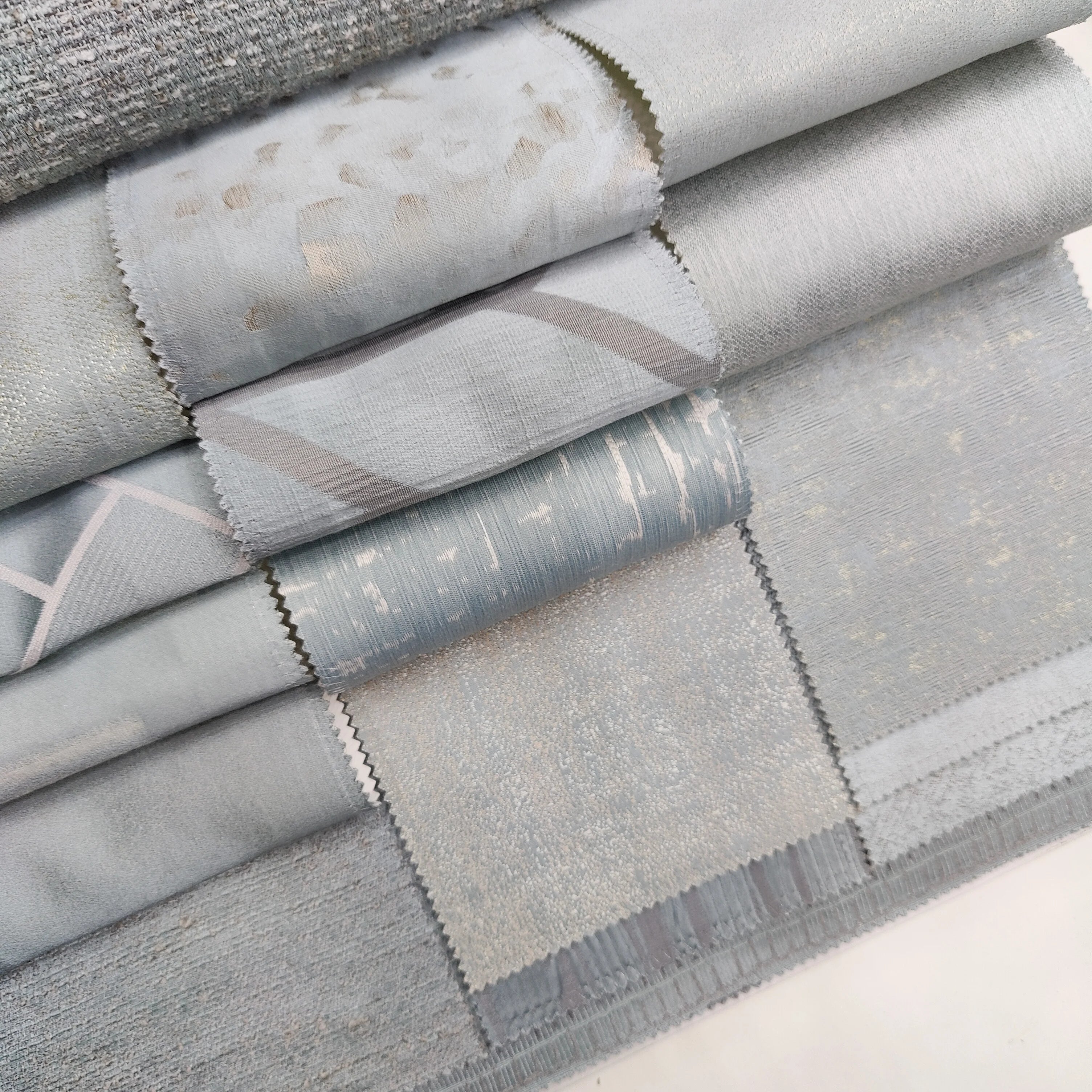 M&Y JLH1908-13 Luxury Jacquard Blackout Polyester Curtain Fabric Roll for Home Textiles and Upholstery