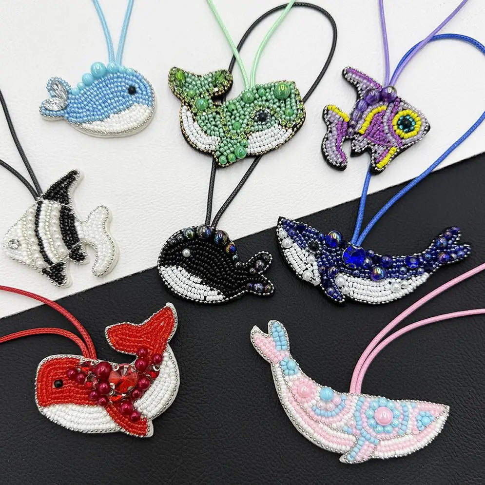 Bag Keychain Glossy Statement Cute Sharks Womens Jewelry Design Customize Light Luxury Color Offices Hand-Beaded Pendant