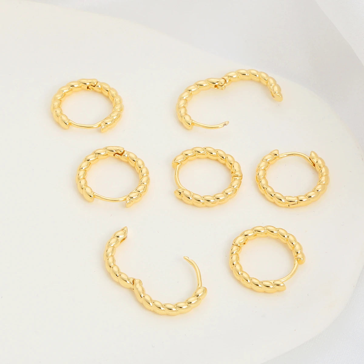 Vintage Simple Personality Earrings Ladies Round Designer Earpin DIY Colored Brass Earrings with Pattern for Jewelry Making