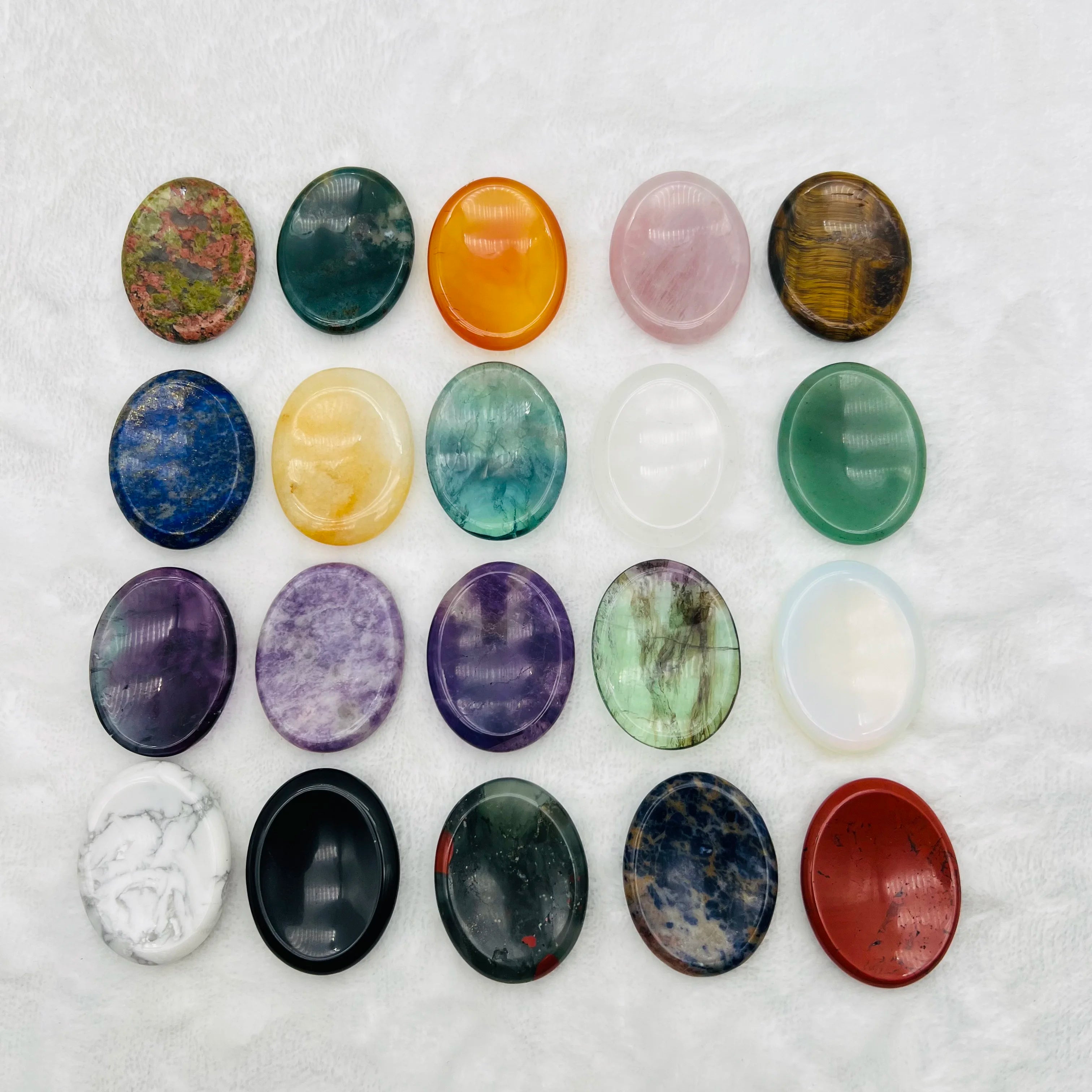 Wholesale Natural Oval Quartz Palm Stone Crystal Holistic Healing Worry Stone