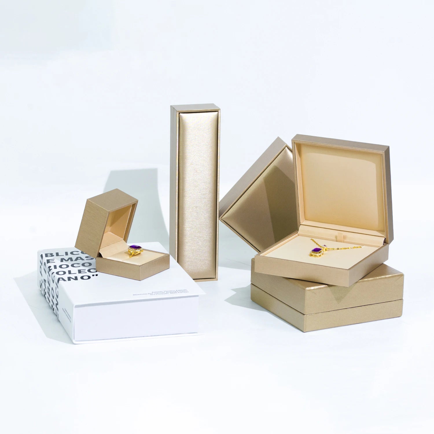 FORTE Custom Logo Luxury PU Leather Rectangle Jewelry Boxes with Square Design for Bracelets and Rings Storage Carton Packaging