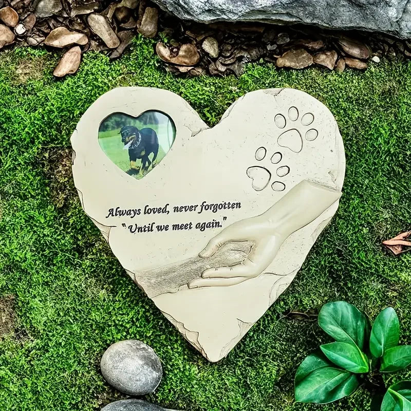 Heart-Shaped Pet Memorial Stone Tombstone Photo Frame Weatherproof Outdoor/Indoor Durable Resin Construction Double-Sided
