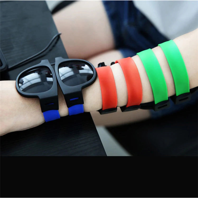 Kenbo 2021 Wholesale Fashion Sunglasses Polarized Folding Wristband Shades for Women Men Gold/Silver Frame PC Material Tac