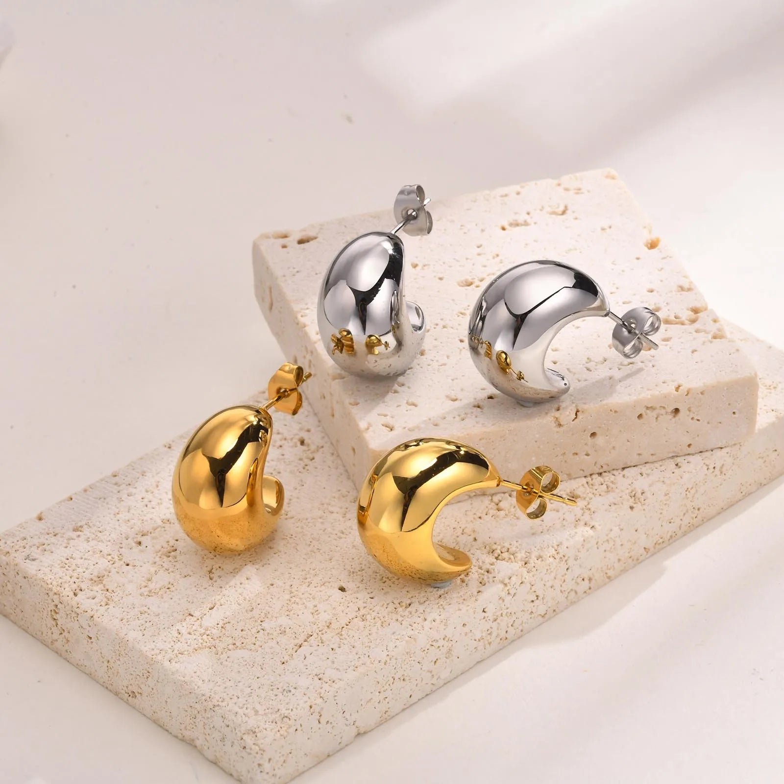 HOVANCI Wholesale 18K Gold Plated Stainless Steel Waterproof Party Jewelry C-shaped Chunky Hoop Earrings for Women