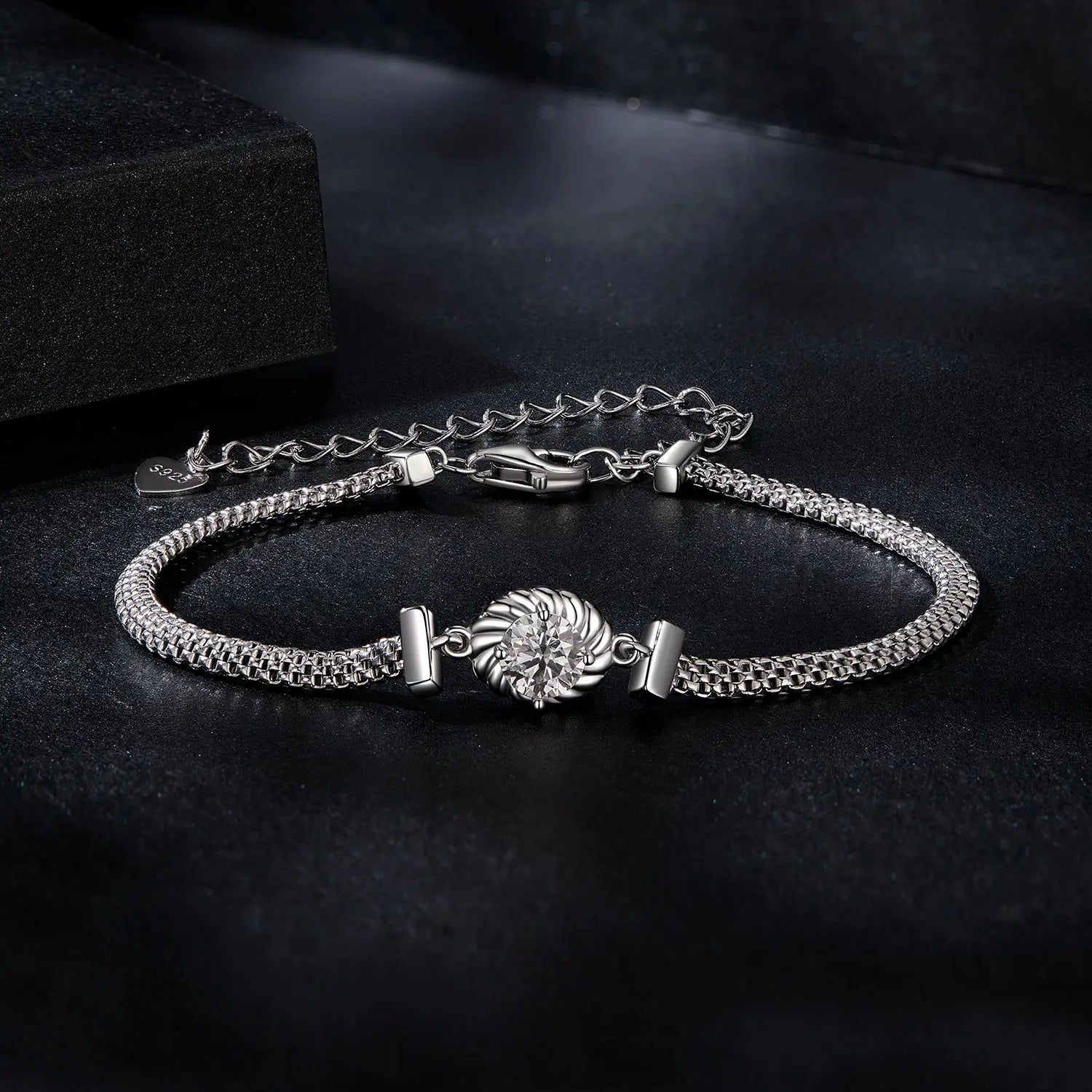 Factory Wholesale 0.5Carat 925 Sterling Silver Jewelry Bracelet Versatile and Exquisite Moissanite Woven Bracelet for Women