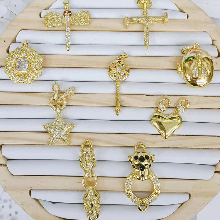 CZ8713 Unique 18k Gold Plated CZ Diamond Pave Virgin Mary Lady of Guadalupe Locket Dragonfly Heart Star Leopard Charm Pendants