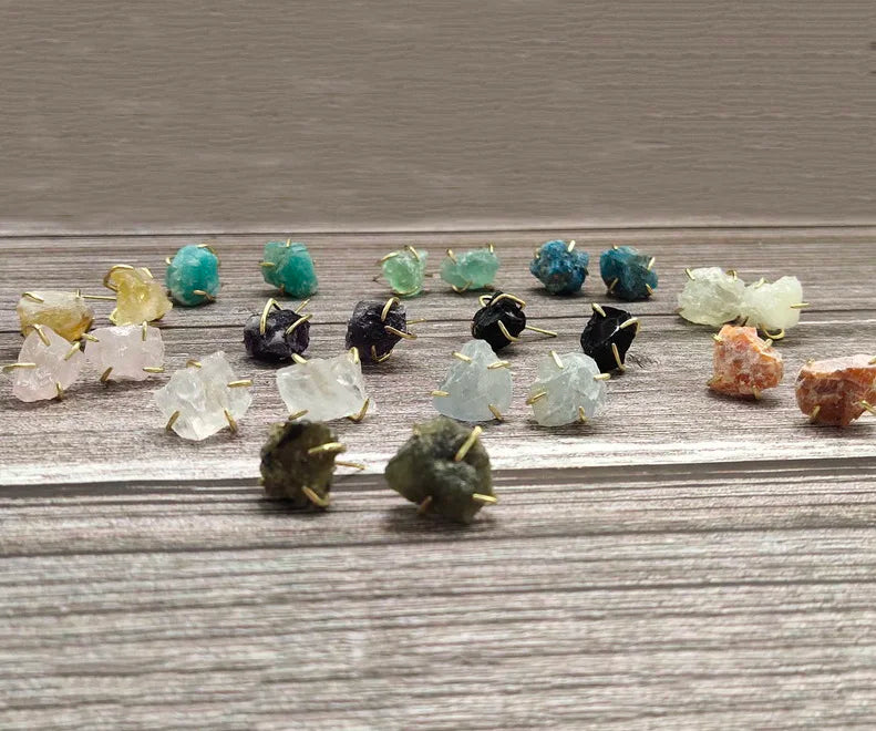 Zooying  18K Gold Filled Gemstone Raw Healing Crystal Stud Earrings for Women Rough Rose Quartz Amethyst Earrings