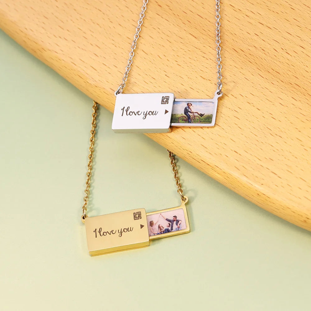 I love You Mom Baby Name Letter Necklace Gold Envelope Necklaces Custom Printing Picture Photo Pendant Necklace