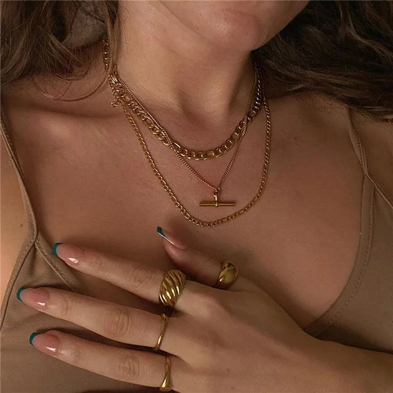 Luoyan Trendy Jewelry 18k Gold Plated Tarnish Free Stainless Steel T Bar Pendant Necklace Waterproof Jewelry