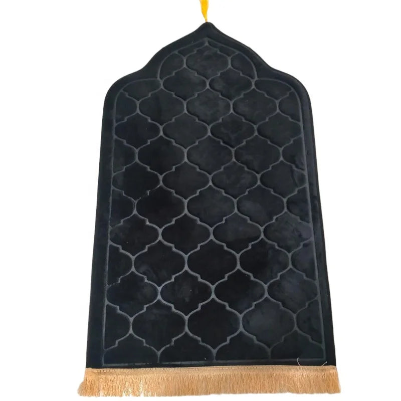 Hot Selling Extra-Thick Prayer Mat Muslim Flannel Tassel Carpet  Non-slip Embossed Islamic Prayer Rug