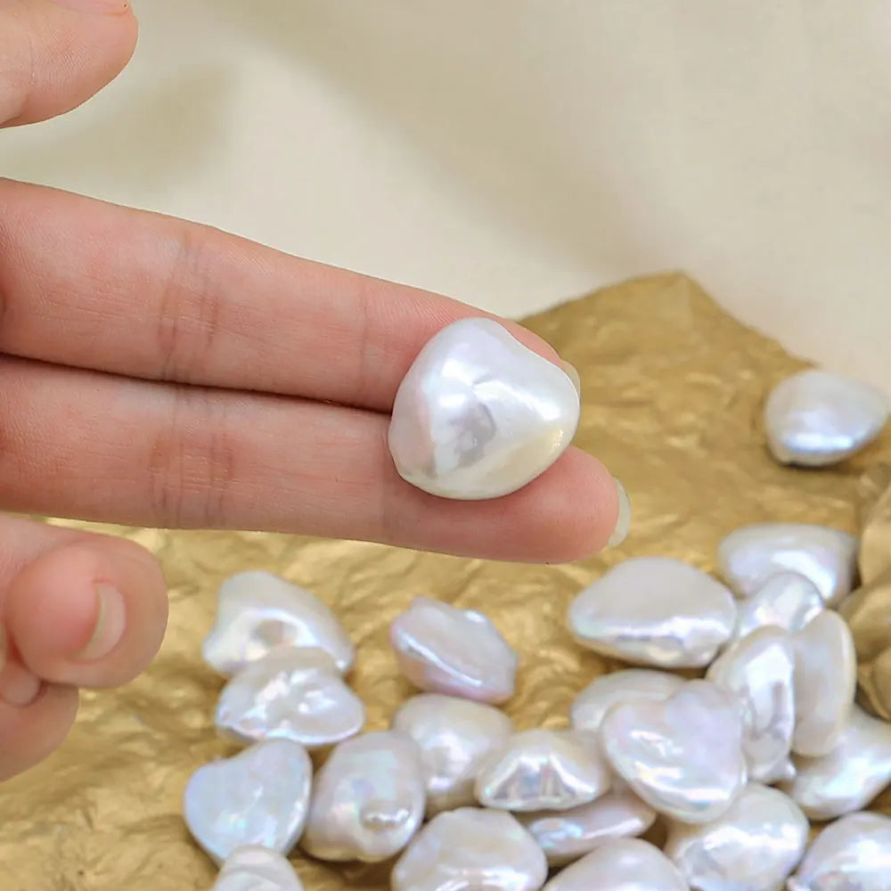Natural Loose Beads Pearl Wholesale Price 17-20mm Heart Shape Freshwater Pearls AAA Pearls for Jewelry Making