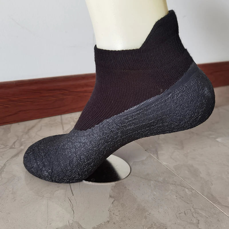 Unisex Custom Rubber Sole 5 Toe Breathable Casual Socks with Anti-Slip Feature Summer Logo on Bottom
