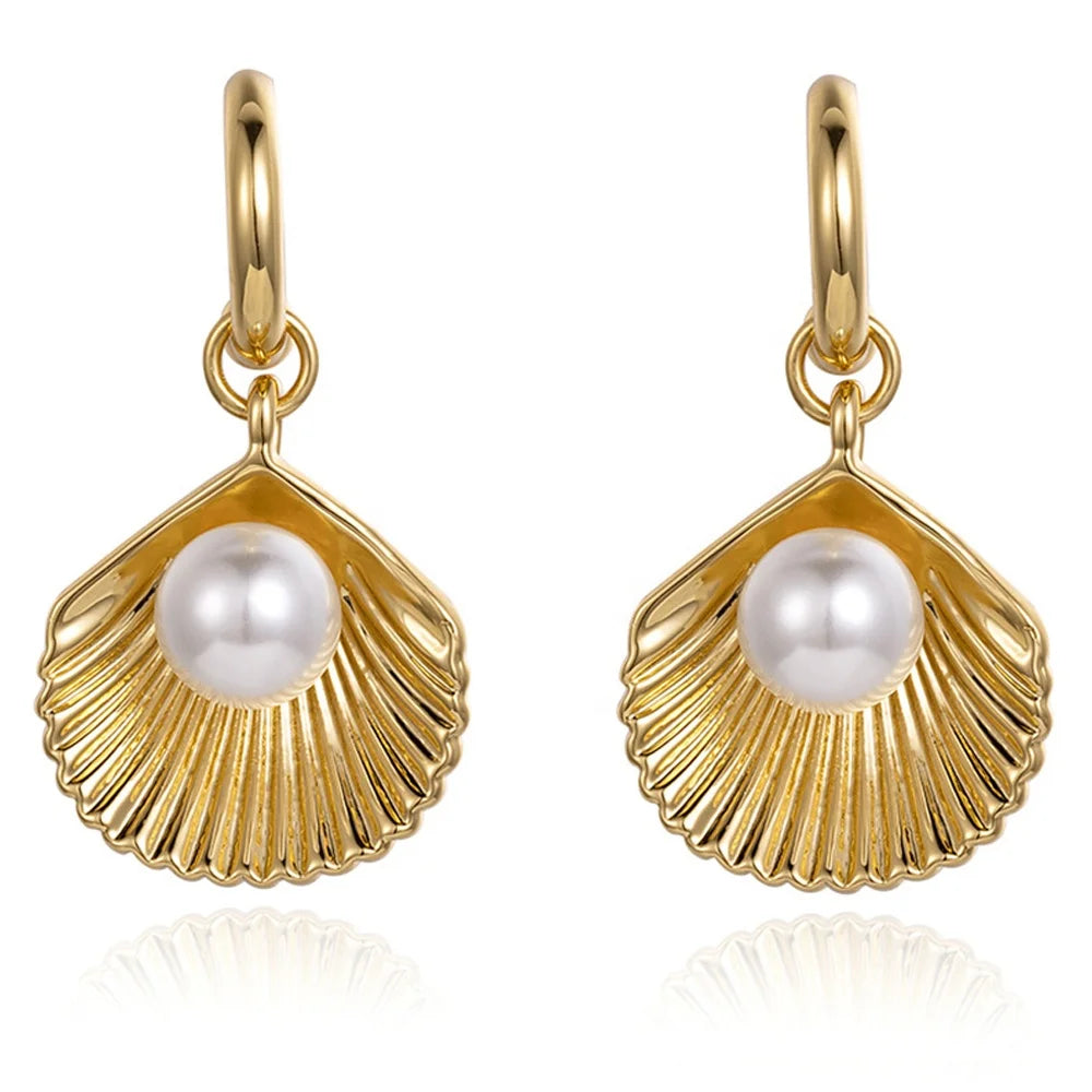 Unique Design Brass Plating 18K Gold Pearl Earrings Trendy Unisex Glamorous Jewelry Customized