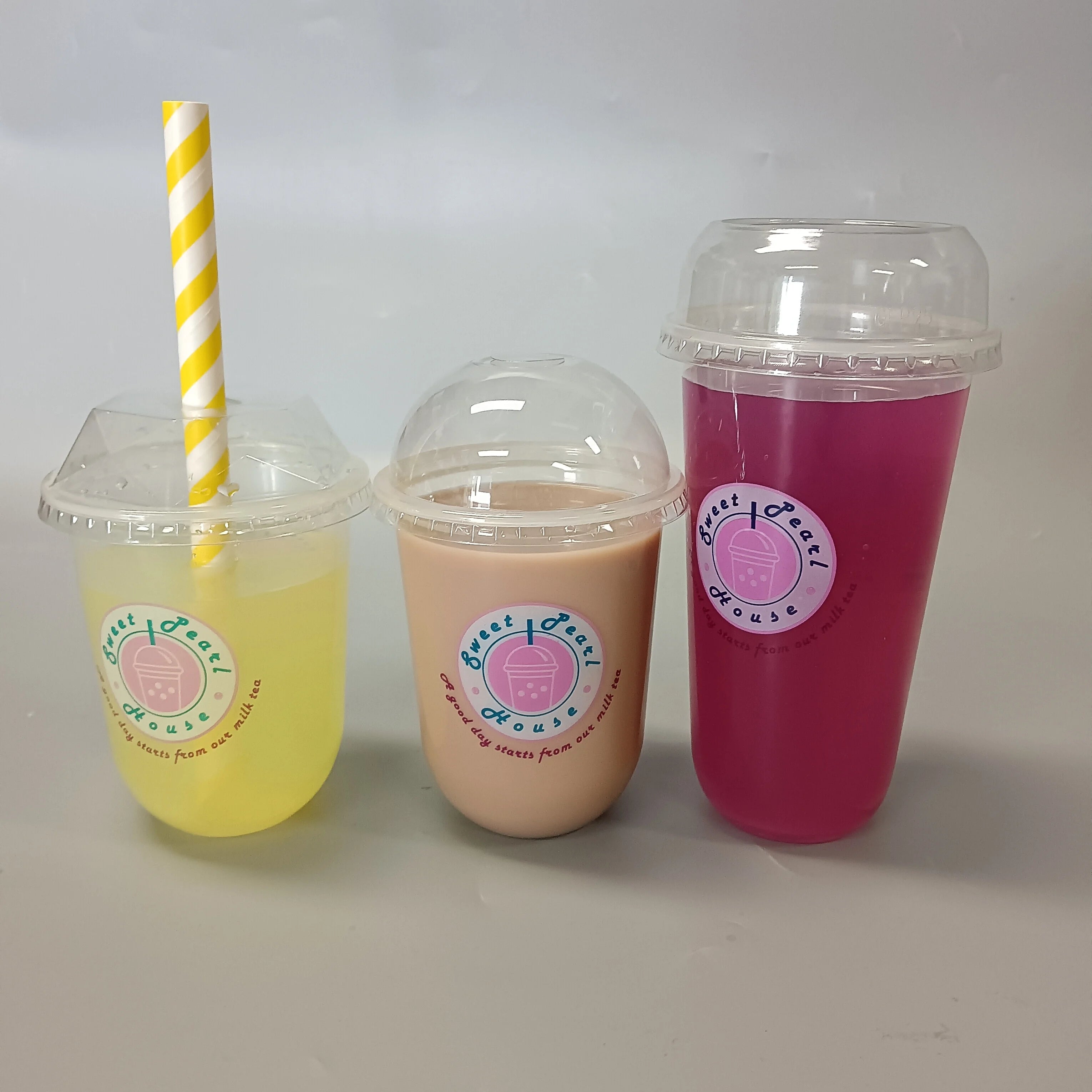 Custom Logo Frosted U-Shaped Takeaway Plastic Cup Single Wall 90mm Diameter