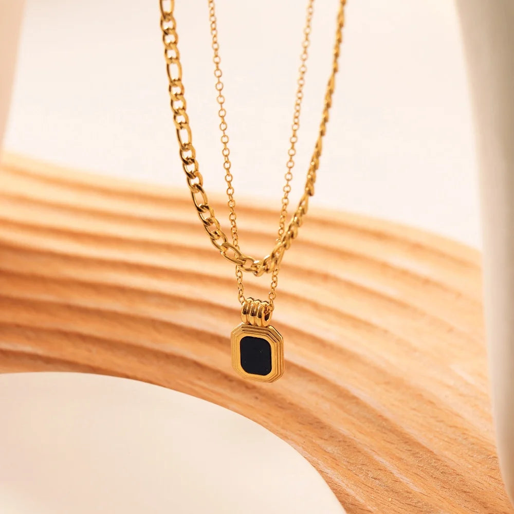 Trendy New Double Layer Necklace Geometric Square Black Shell Necklace Women Plated 18k Gold Stainless Steel Jewelry Custom