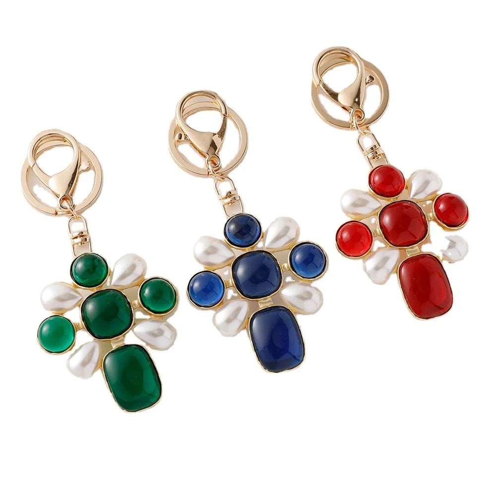 Vintage Pearl Metal Emerald Geometric Key Chain Accessory Gemstone Baroque Pearl Cross Keychain for Lady