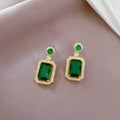 Yiwu Wholesale Geometric Rhinestone Stud Earrings Copper Plated Glass Crystal Earrings